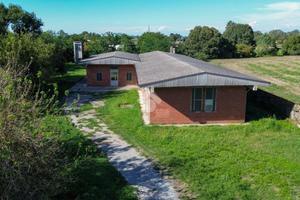 CAPANNONE A PIZZIGHETTONE