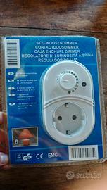 Regolatore di luminosità a spina