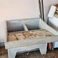 lavatoio in muratura