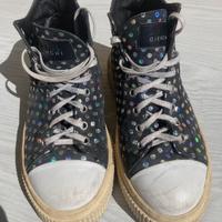 Scarpe metal gienchi nere a pois