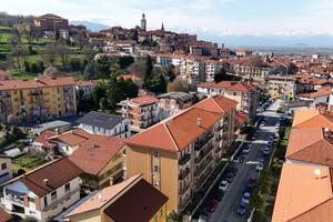 2 LOCALI A SALUZZO