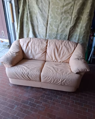 Divano letto in pelle