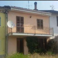 Porzione di casa a Castello di Annone (AT)