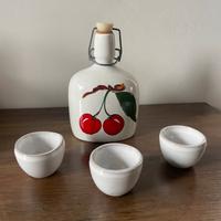 Bottiglia vintage dipinta a mano