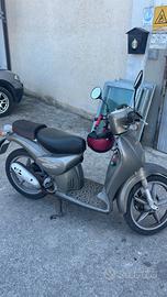 Piaggio- Scarabeo 50