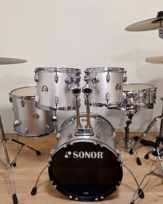Batteria completa SONOR Force + piatti