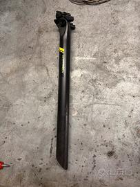 Reggisella in carbonio