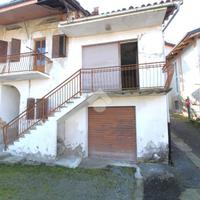 CASA SEMINDIPENDENTE A PEROSA CANAVESE