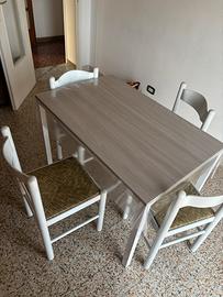 Tavolo + 4 sedie