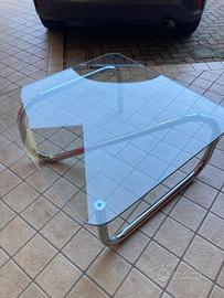 Tavolo sala in cristallo trasparente