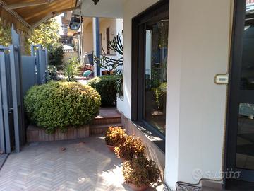 Locale commerciale o uso studio