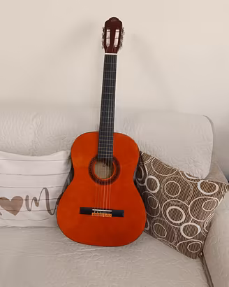chitarra classica mai usata