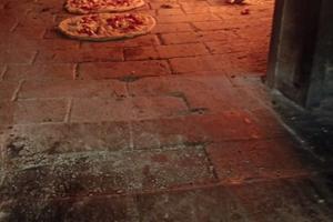 Pizzeria Trani ampia zona parcheggio