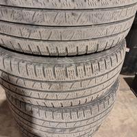 Gomme 215 60 16c