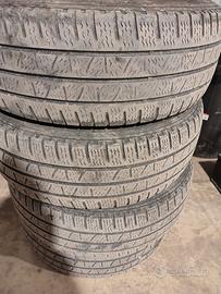 Gomme 215 60 16c