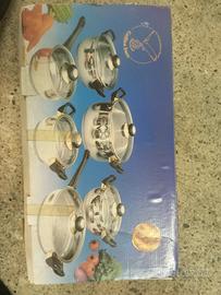 Set batterie 6 pentole  + coperchi mai usati