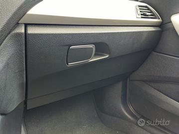 Cassetto portaoggetti BMW 116D del 2014