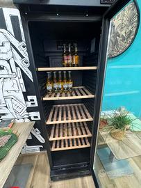 Frigo vini e birre illuminato con ruote 59x60