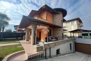 BIFAMILIARE A BOLGARE