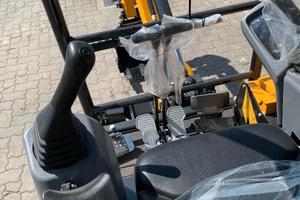 PROMOZIONE PREZZO SPECIALE!! miniescavatore YUCHAI