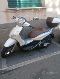 beverly 300 ie