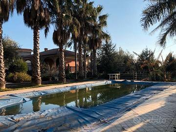 Graziosa villa con piscina zona Etnapolis