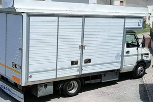 Iveco Turbo Daily con tenda automatica