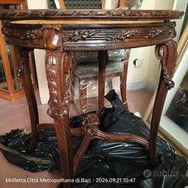 Tavolino antico rotondo in legno intagliato i