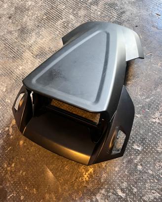 Scocca autoradio ford kuga 2014