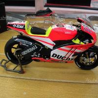 Modellino Ducati Minichamps