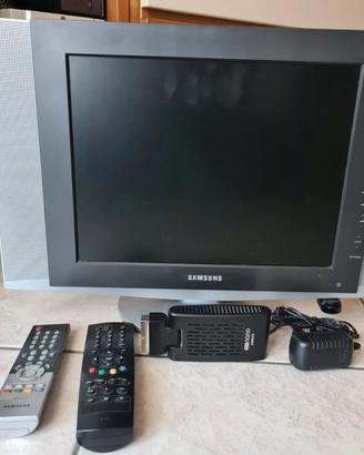 SAMSUNG TV LCD 15" +DTT HUMAX NANO