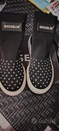 Scarpe bimba numero 31 neri con brillantini