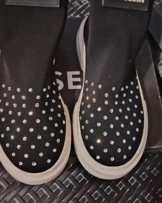 Scarpe bimba numero 31 neri con brillantini