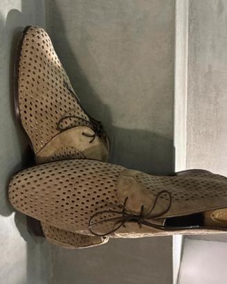 Santoni scarpa traforata 10UK