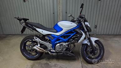 Suzuki SFV Gladius 650 - 2011