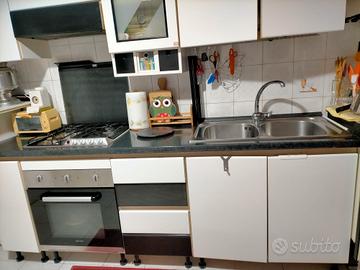 Cucina Lube 225,5 cm con lavello e piano cottura