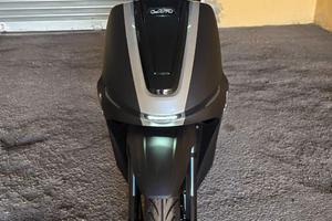 UM WINWOOD 125 SCOOTER NERO