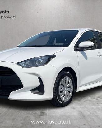 Toyota Yaris Hybrid Active MY24