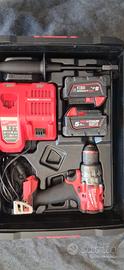 avvitatore con percussione Milwaukee M18 FPD3 
