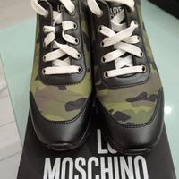 Scarpe Moschino