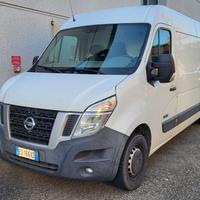 Nissan NV400