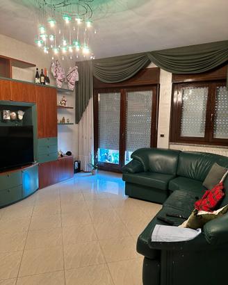 Appartamento 100mq 2cam 2bagni arredato