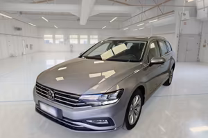 VOLKSWAGEN PASSAT VARIANT 2.0 TDI SCR EVO 90KW BUS