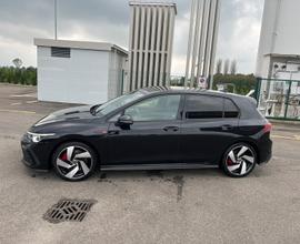 Golf 8 gti 245cv