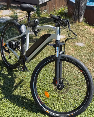 MOUNTAIN BIKE ELETTRICA ROCKRIDER E-ST 100 GRAVEL