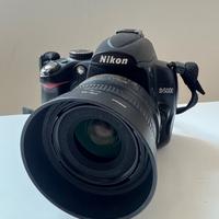 Nikon D5000 + 18-55 + 35mm 1.4 DX