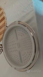 ciotola con coperchio