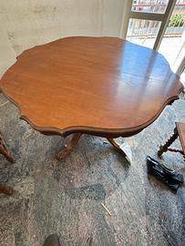 Tavolo in legno