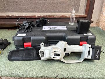 VOLPI mod KVS2000 Elettrosega  a batteria