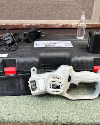 VOLPI mod KVS2000 Elettrosega  a batteria